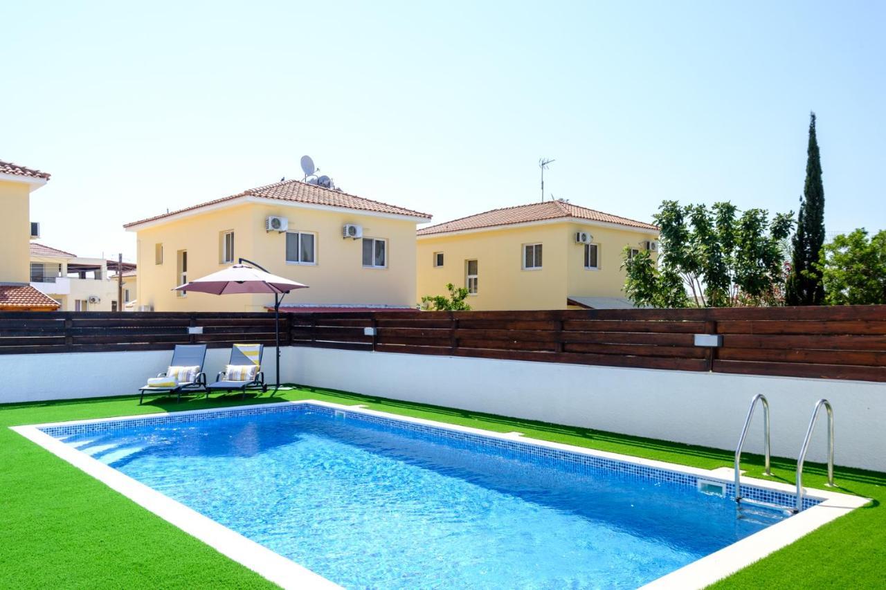Voroklini Villa With Pool Lárnaca Exterior foto