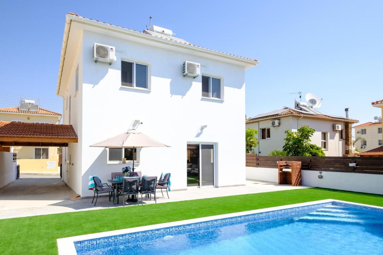 Voroklini Villa With Pool Lárnaca Exterior foto